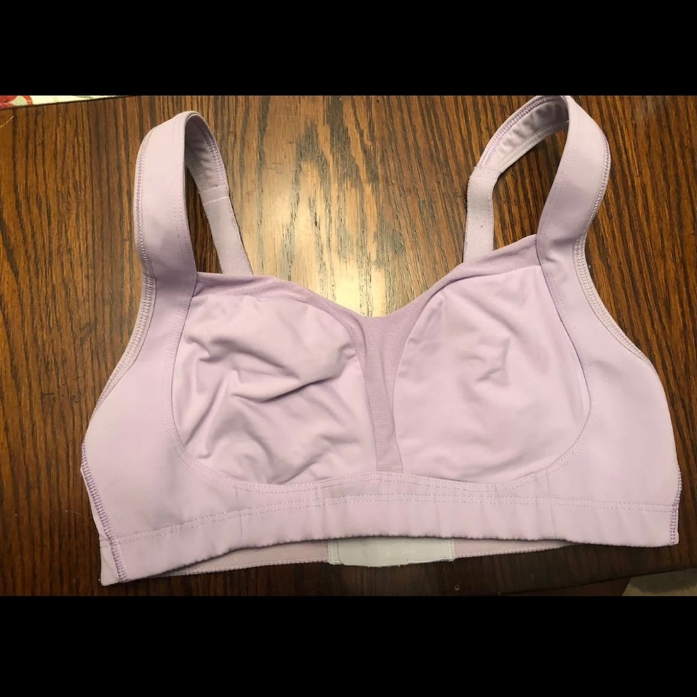 LULULEMON 34D